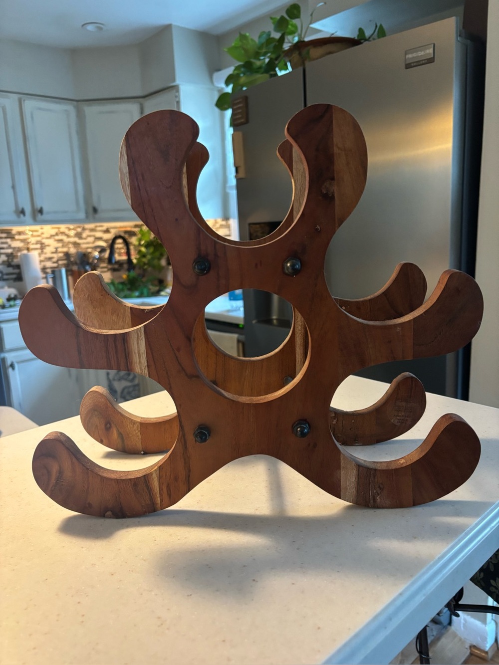 Wooden 6 bottle Wine Rack Holder in Brown